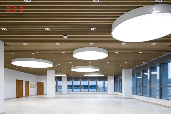 港珠澳大橋珠海口岸辦公區09.jpg
